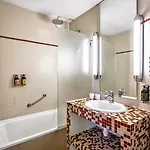 Etoile Park Hotel