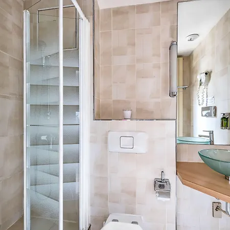 Etoile Park 3* Parijs