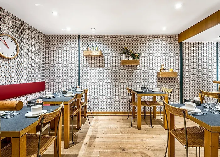 Hotel Etoile Park Paris