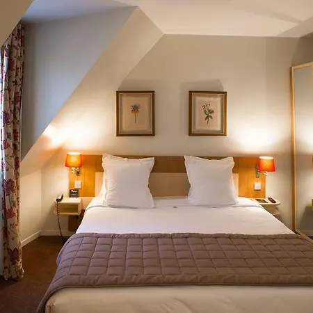 Etoile Park Hotel