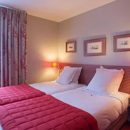 Etoile Park Hotel 3*