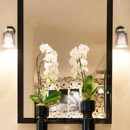 Etoile Park Hotel